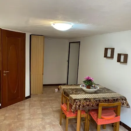La Casa Di Gemma Апартаменты Неаполь